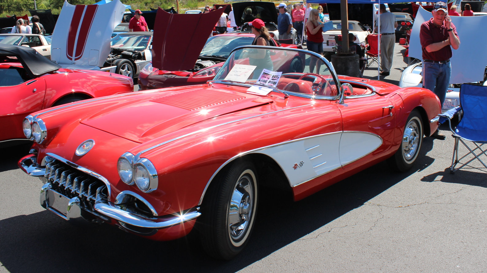Click to Enlarge-Esc to Close Corvette Generations/C1/C1 1958 red- - 5.jpg